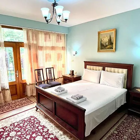 Parku Rinia Villa