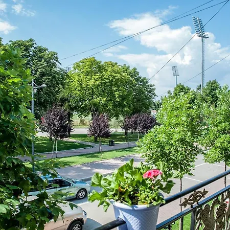 Villa Parku Rinia Korce