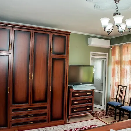 Parku Rinia Villa Korce